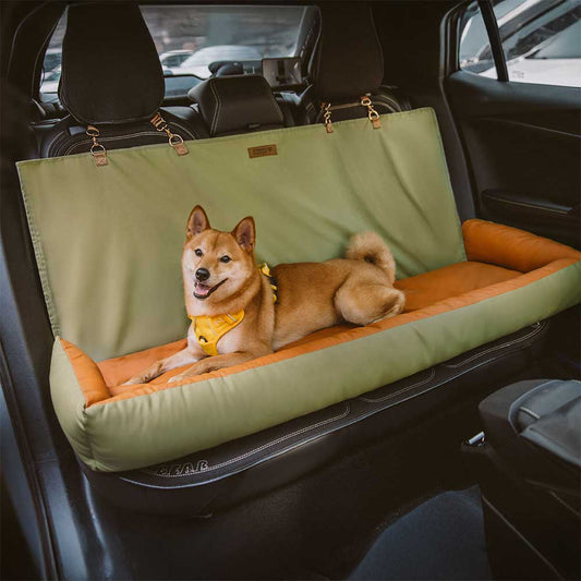 🐾 Pawzful™ Urban Voyager - Waterproof, non-slip car seat cover for large dogs -